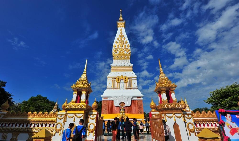 Happy Space วิลล่าทั้งหลัง 2นอน 2น้ำ ฟรี Wifi จอดรถ Накхонпханом Экстерьер фото